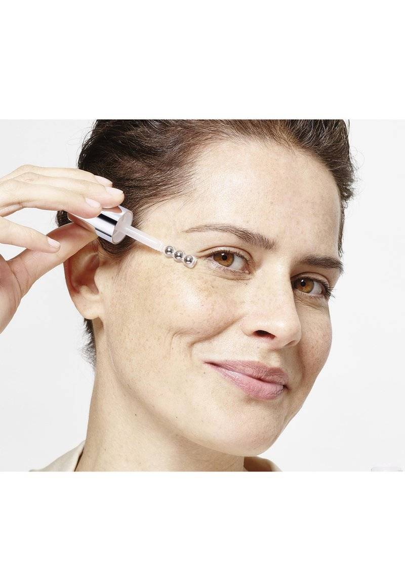 L'Oréal Paris Skin L'Oréal Paris Skin REVITALIFT FILLER AUGENSERUM - Eyecare Super Rabatt