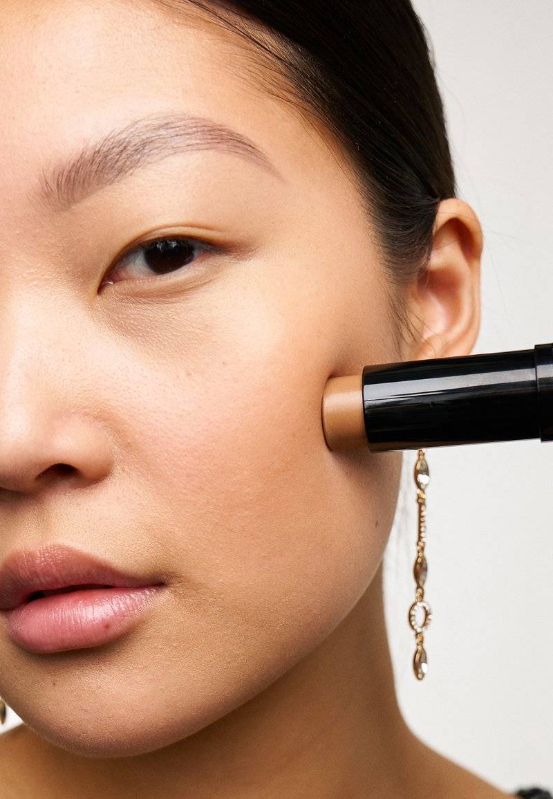 KIKO Milano KIKO Milano SCULPTING TOUCH CREAMY STICK CONTOUR - Contouring - 200 hazelnut Riesige Rabatte