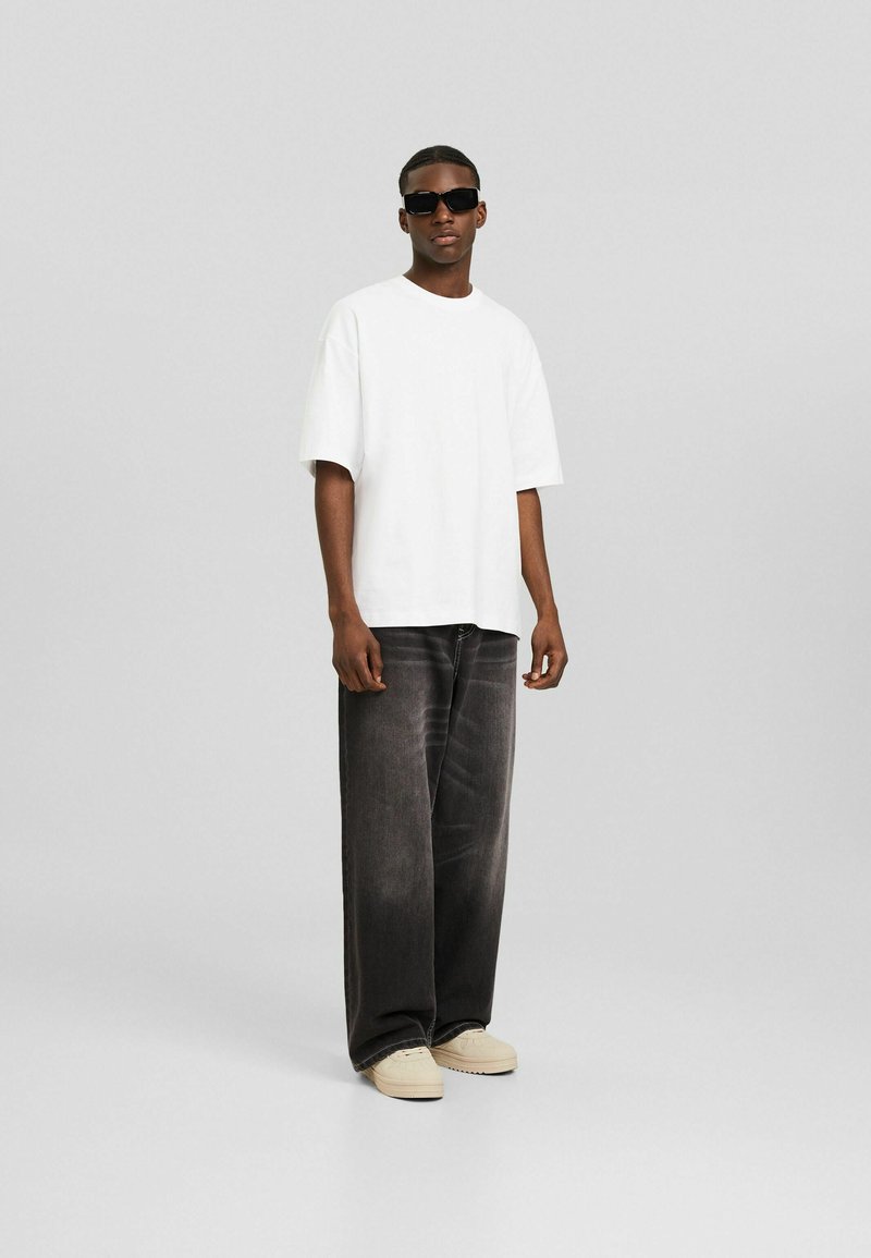 Bershka Bershka SHORT SLEEVE - Basic T-shirt - white Online