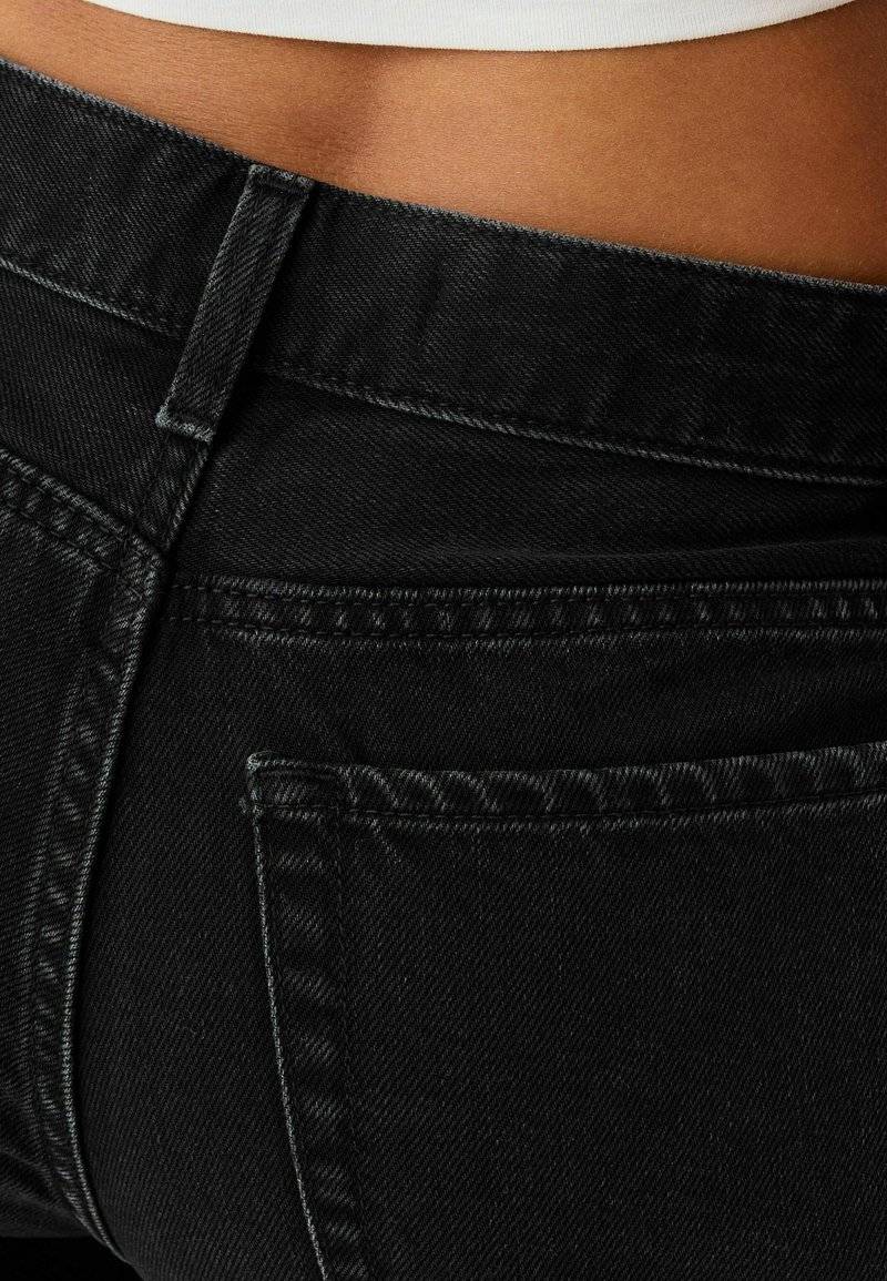 Bershka Bershka Flared Jeans - black Schlussverkauf