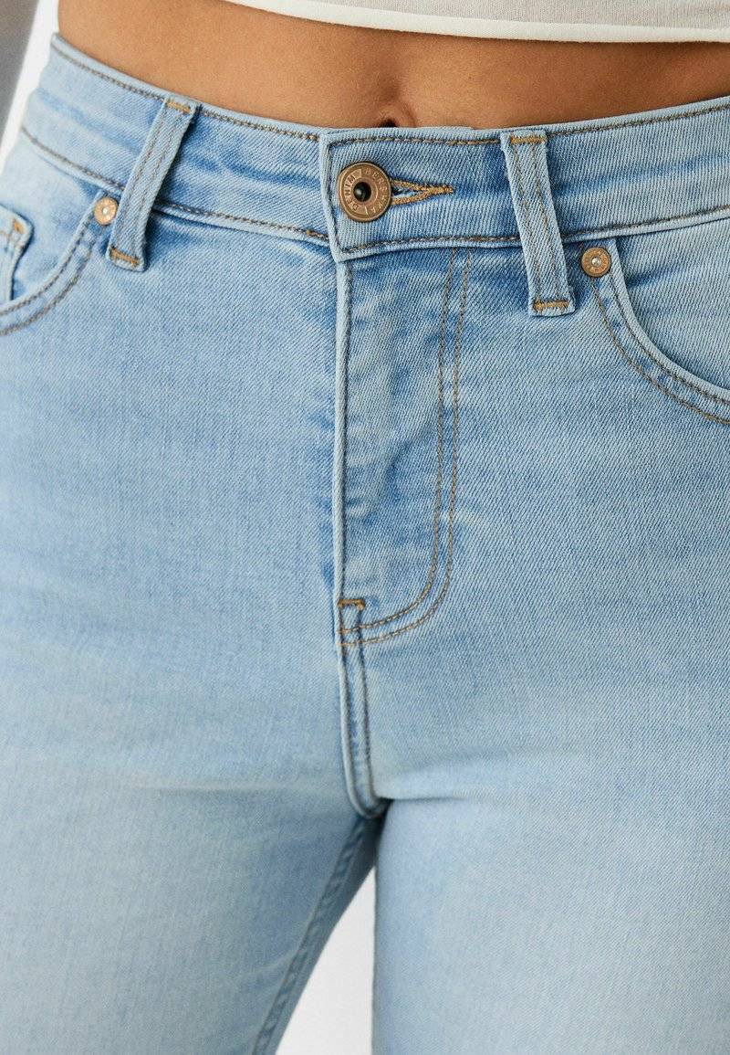 Bershka Bershka SUPER - Jeans Skinny Fit - light blue Limitierter Zeitrabatt