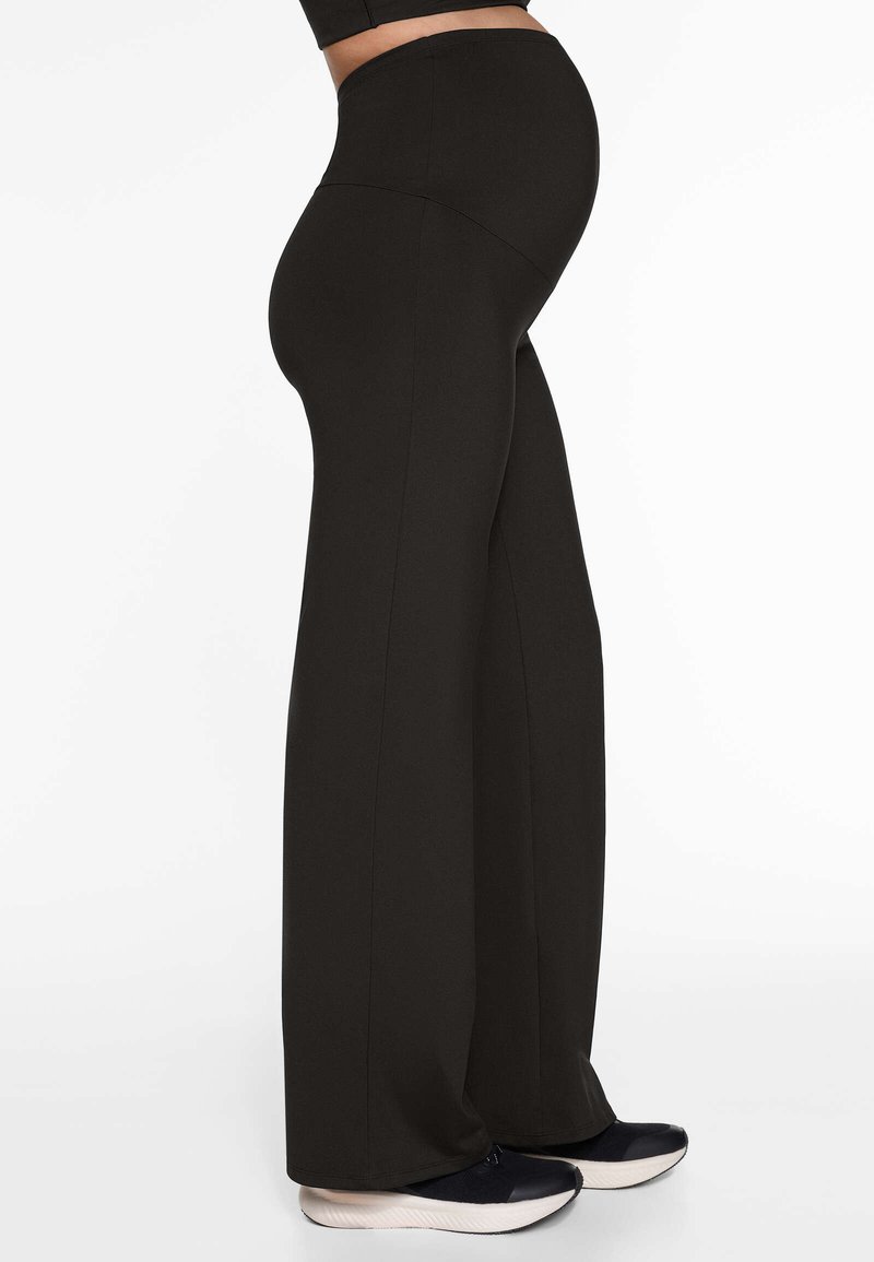 OYSHO OYSHO COMFORTLUX MATERNITY STRAIGHT-LEG - Trousers - black Heißer Verkauf