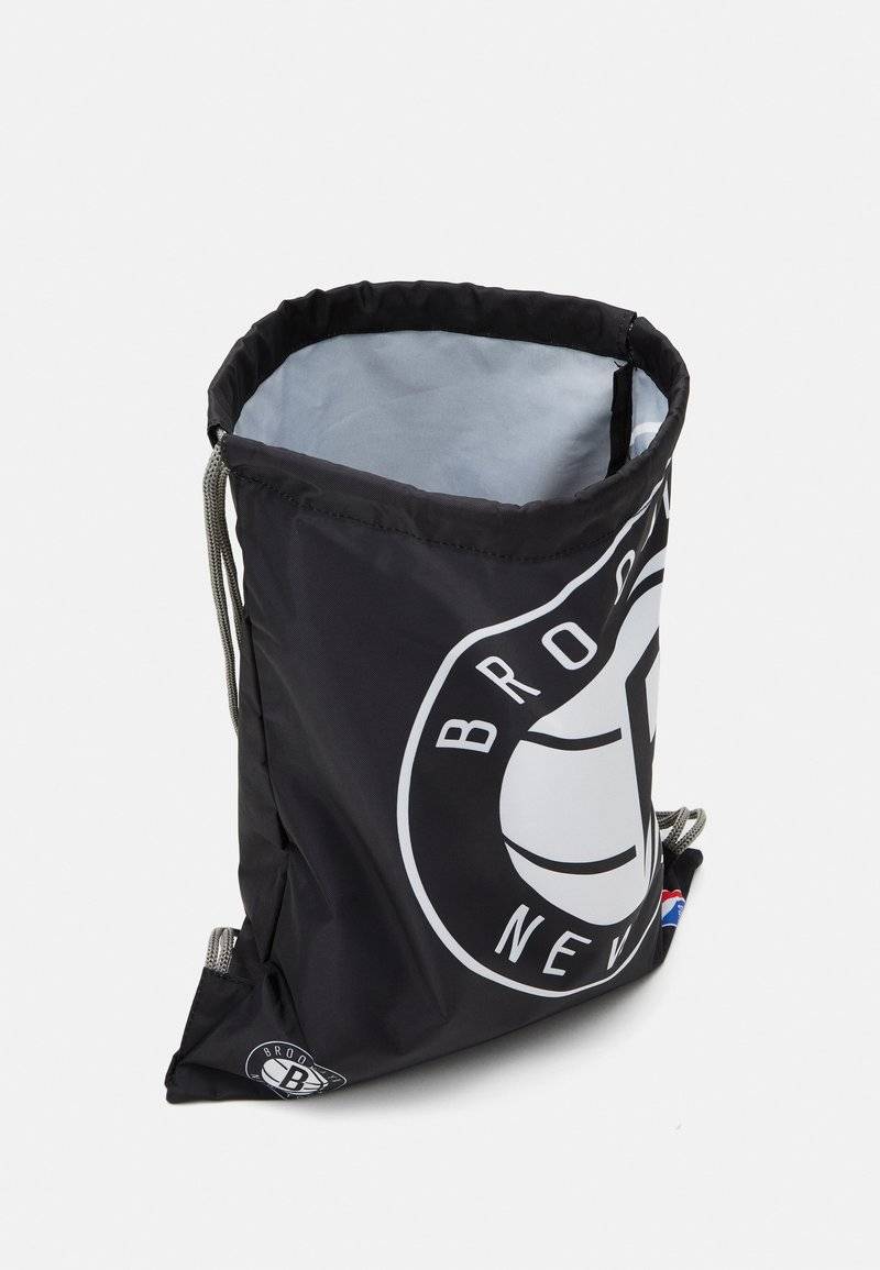 NBA NBA NBA BROOKLYN NETS GYM SACK - Drawstring sports bag - black Blitzangebot