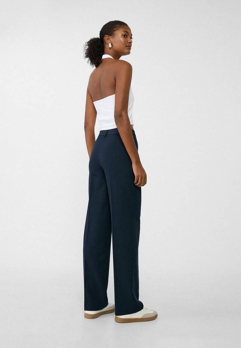 Stradivarius Stradivarius Trousers - dark blue Großer Ausverkauf