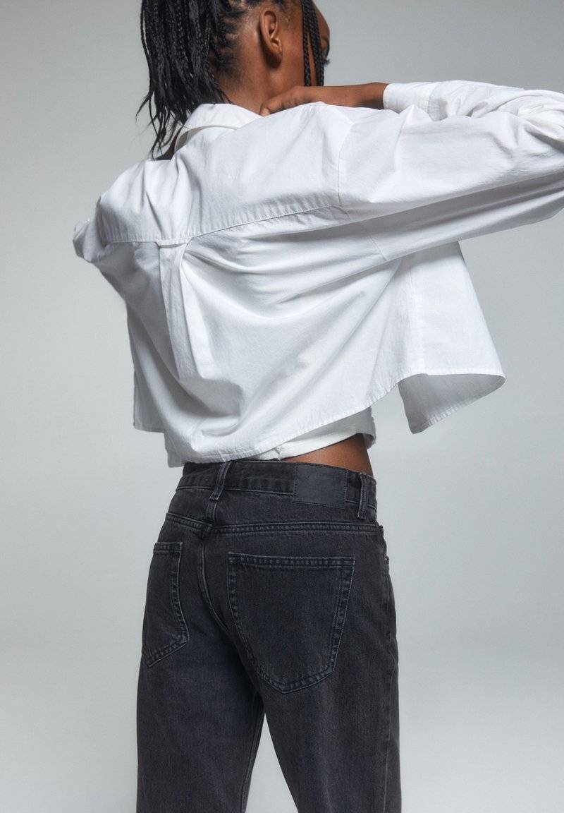 PULL&BEAR PULL&BEAR MID-WAIST - Straight leg jeans - black Online Shopping