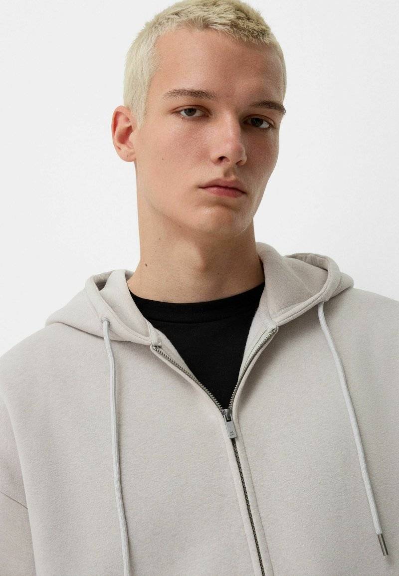 Bershka Bershka SET Zip-Up Sweatshirt + WIDE LEG - Tracksuit - white Exklusivangebot
