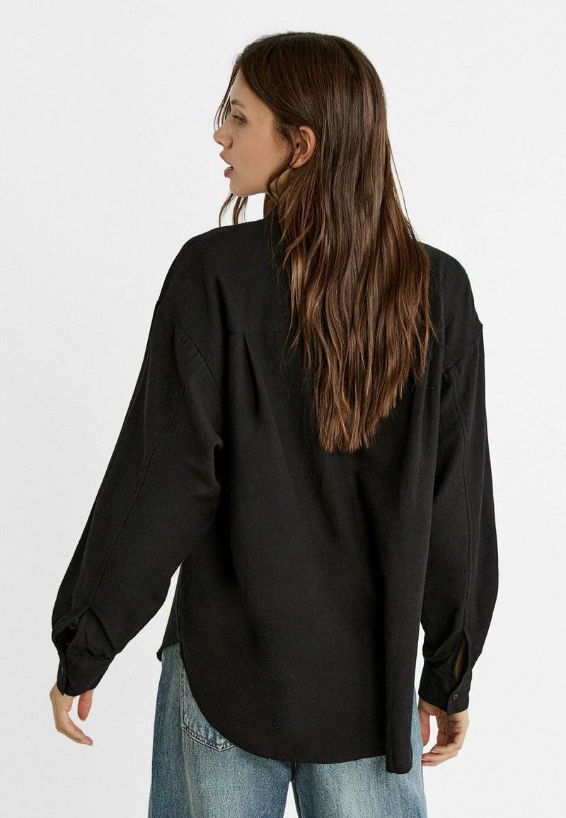 Stradivarius Stradivarius RUSTIKALES DAILY - Button-down blouse - black Black Friday