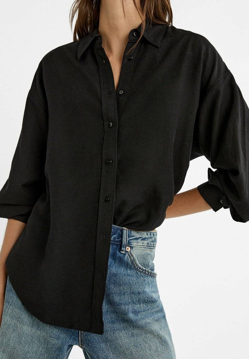 Stradivarius Stradivarius RUSTIKALES DAILY - Button-down blouse - black Black Friday