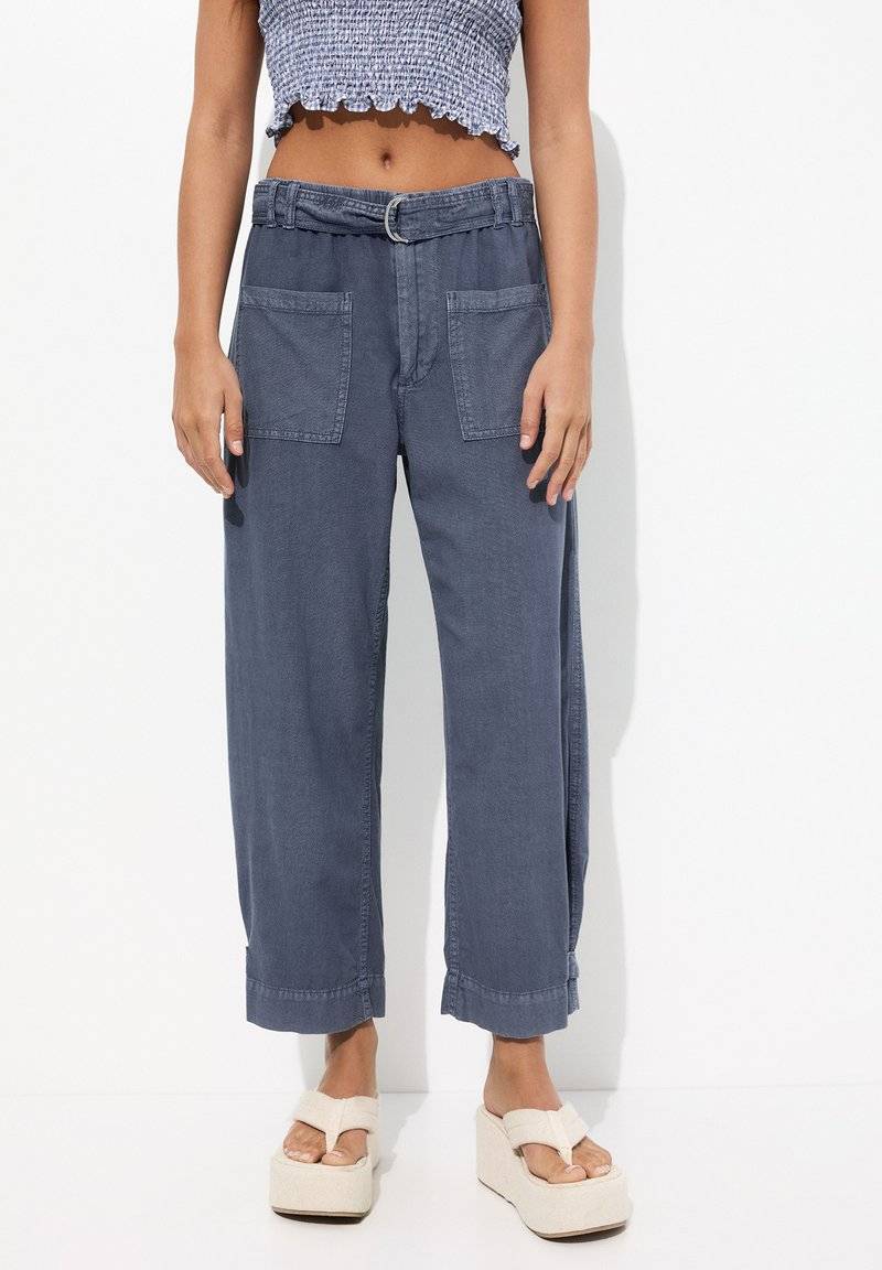 PULL&BEAR PULL&BEAR Trousers - blue Top Angebot