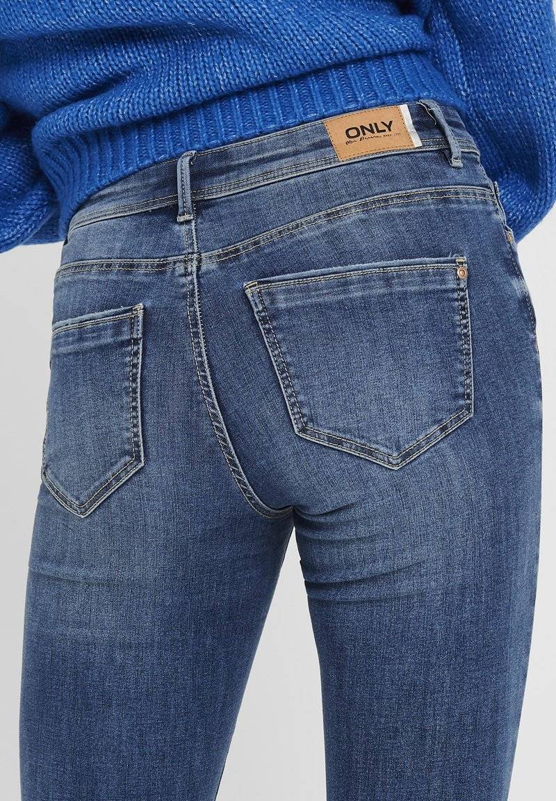 ONLY ONLY ONLWAUW LIFE MID - Jeans Skinny Fit - medium blue denim Blitzangebot