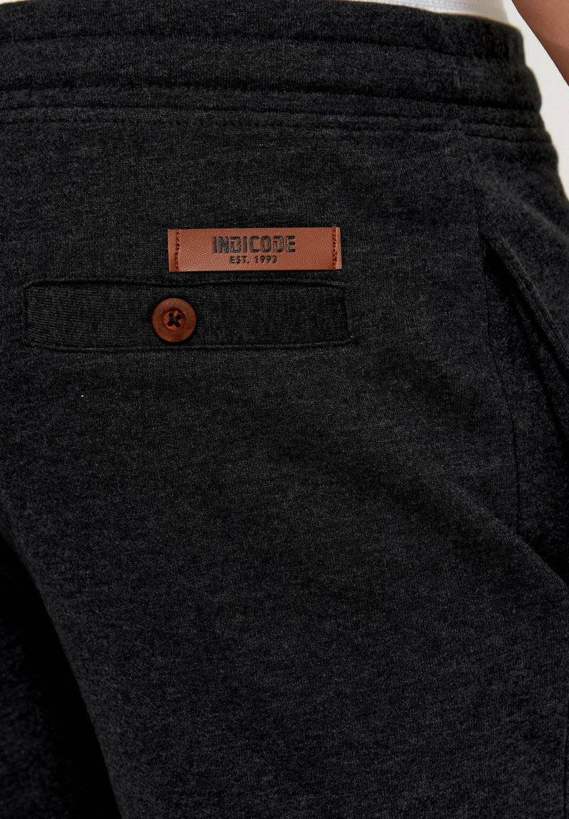 INDICODE JEANS INDICODE JEANS ALDRICH - Shorts - black mix Flash Sale