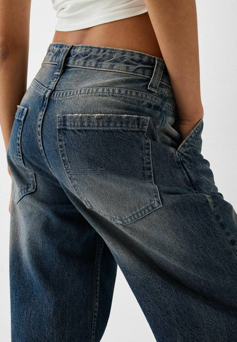 Bershka Bershka Relaxed fit jeans - dark blue Neuheiten