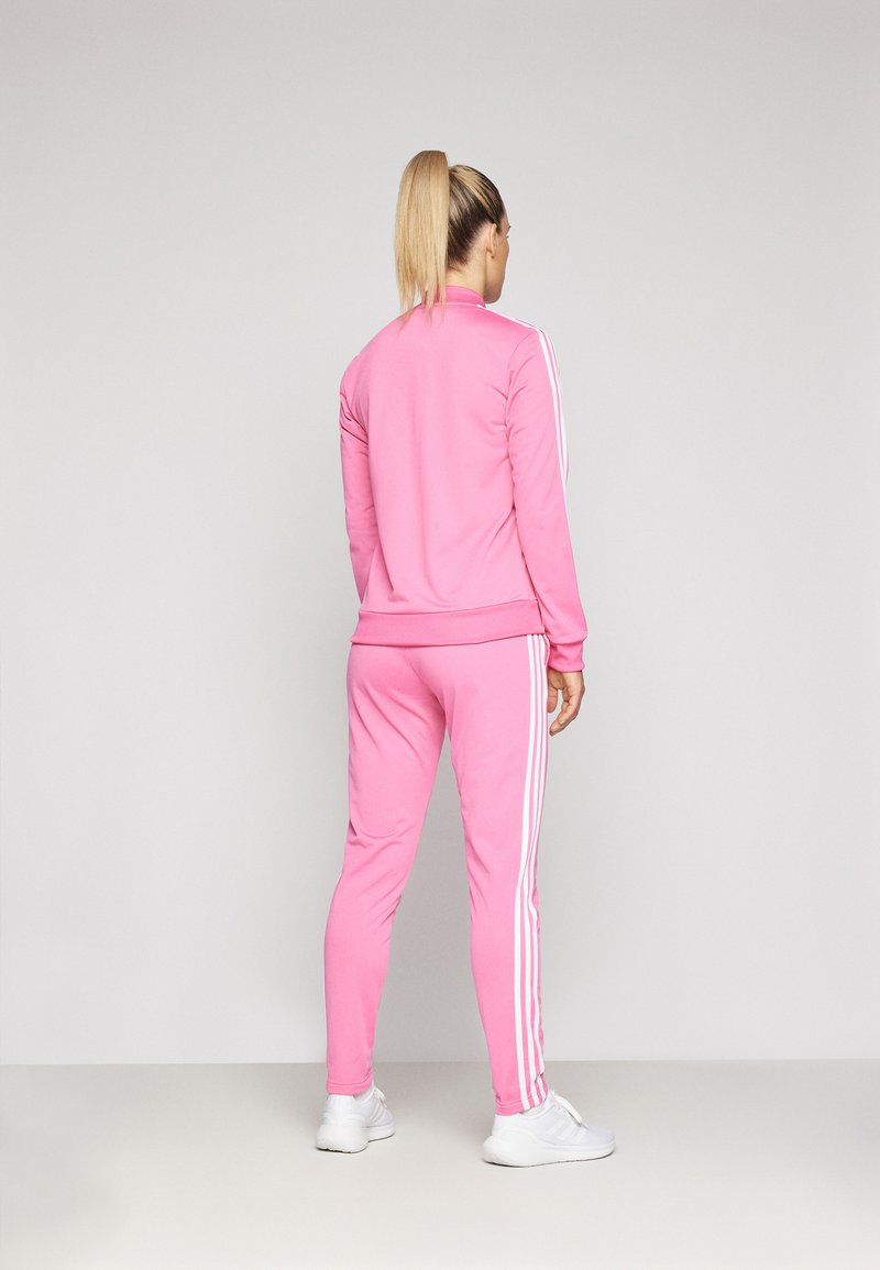 adidas Sportswear adidas Sportswear ESSENTIALS 3-STRIPES - Tracksuit 50% Rabatt für begrenzte Zeit