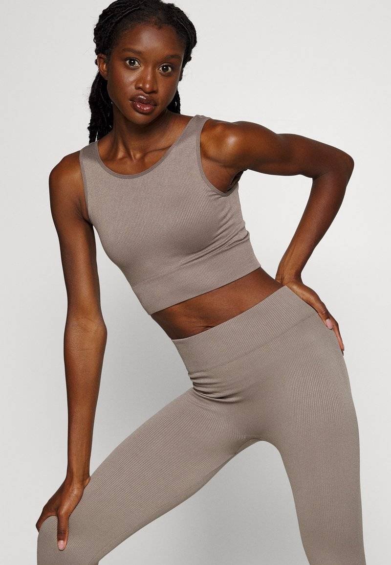 ONLY Play ONLY Play ONPJAIA LIFE SEAM SHORT - Top - brown im Angebot
