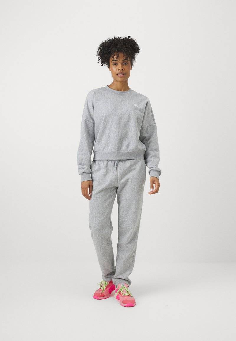 adidas Sportswear adidas Sportswear ESSENTIALS SMALL LOGO FEEL COZY - Sweatshirt Rabatt