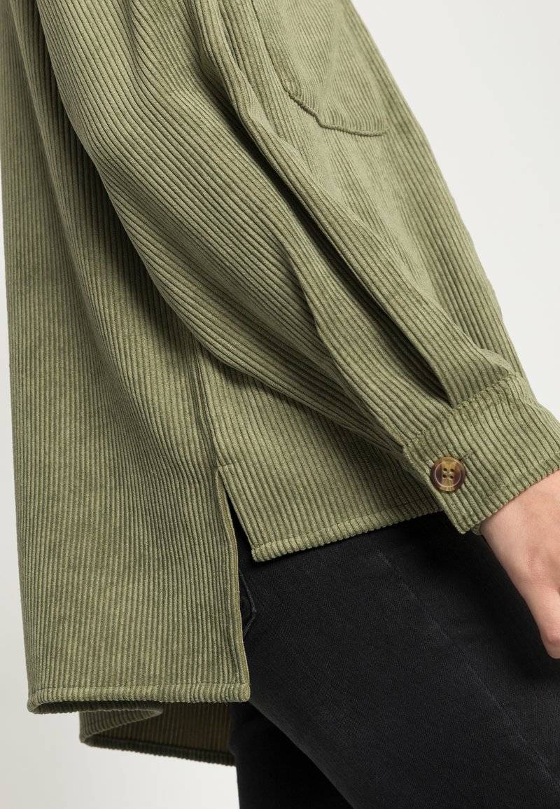Pieces Pieces PCEFFI - Button-down blouse - olivine Online Outlet