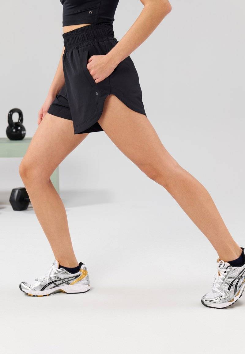 Even&Odd active Even&Odd active Sports shorts - black