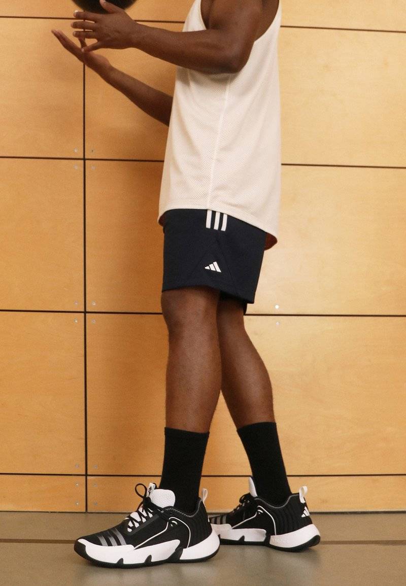 adidas Performance adidas Performance 3 STRIPES SHORT - Sports shorts