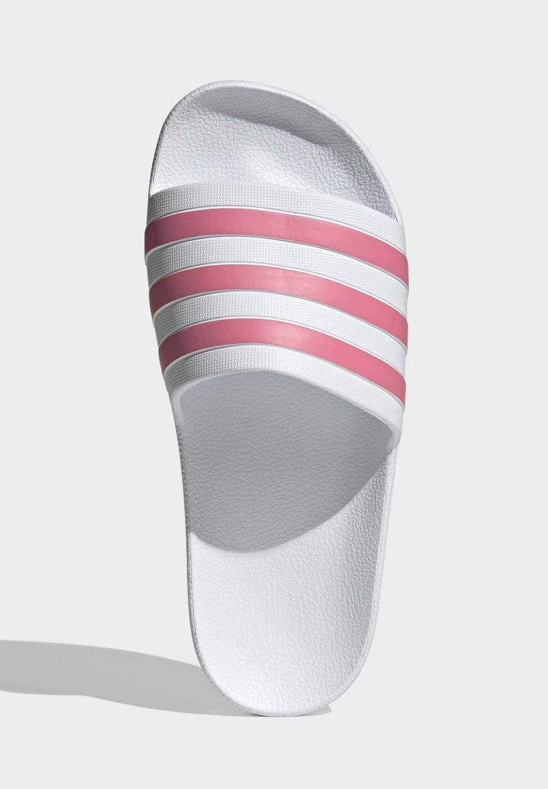 adidas Performance adidas Performance ADILETTE AQUA - Pool slides - white VIP-Rabatte