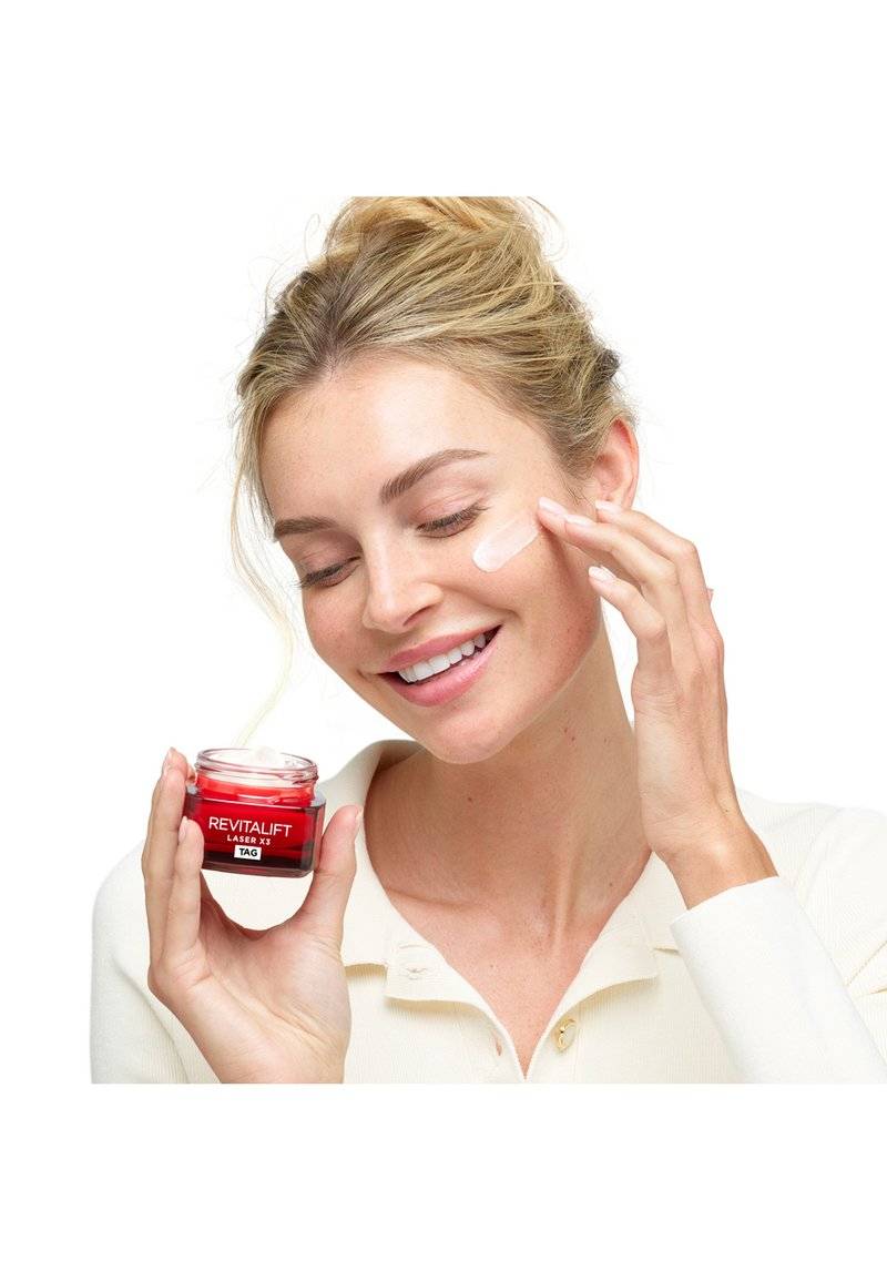 L'Oréal Paris Skin L'Oréal Paris Skin REVITALIFT LASER DAYCREAM - Face cream Begrenzt auf 3 Tage