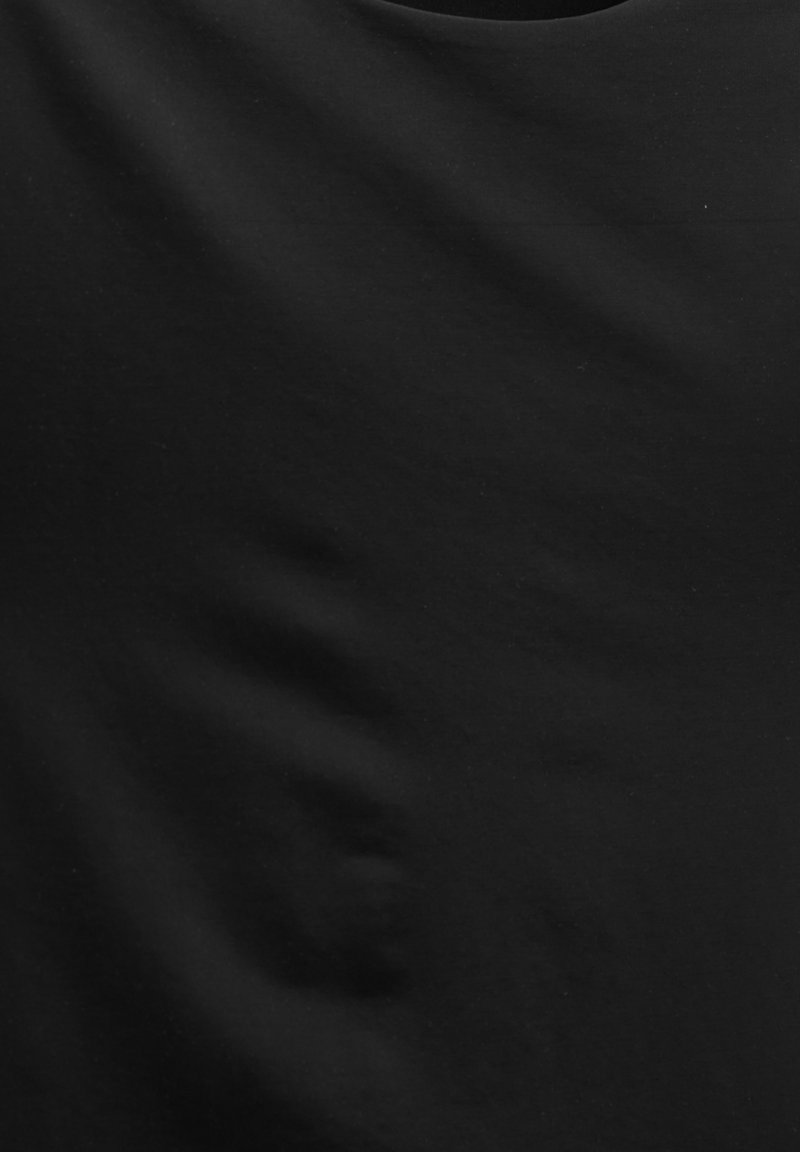 PULL&BEAR PULL&BEAR FITTED SHORT SLEEVE - Basic T-shirt - black 2025