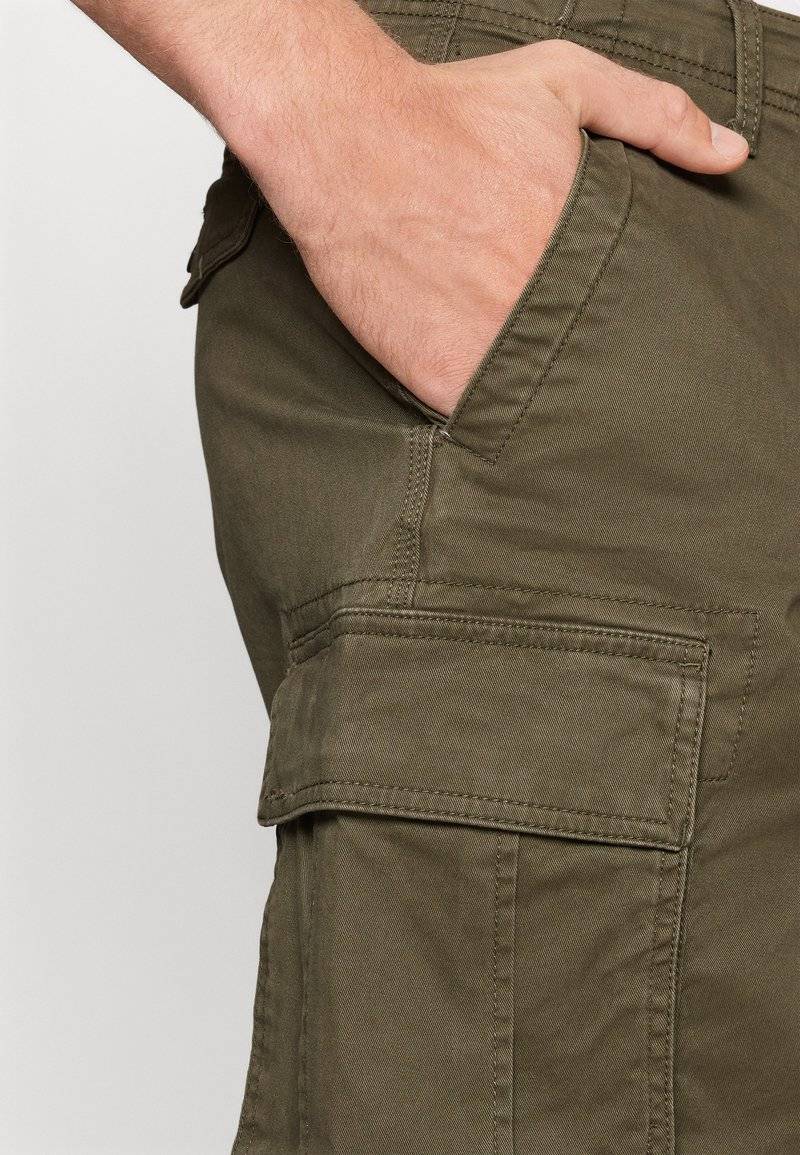 GAP GAP CARGO - Shorts - black moss Flash Sale