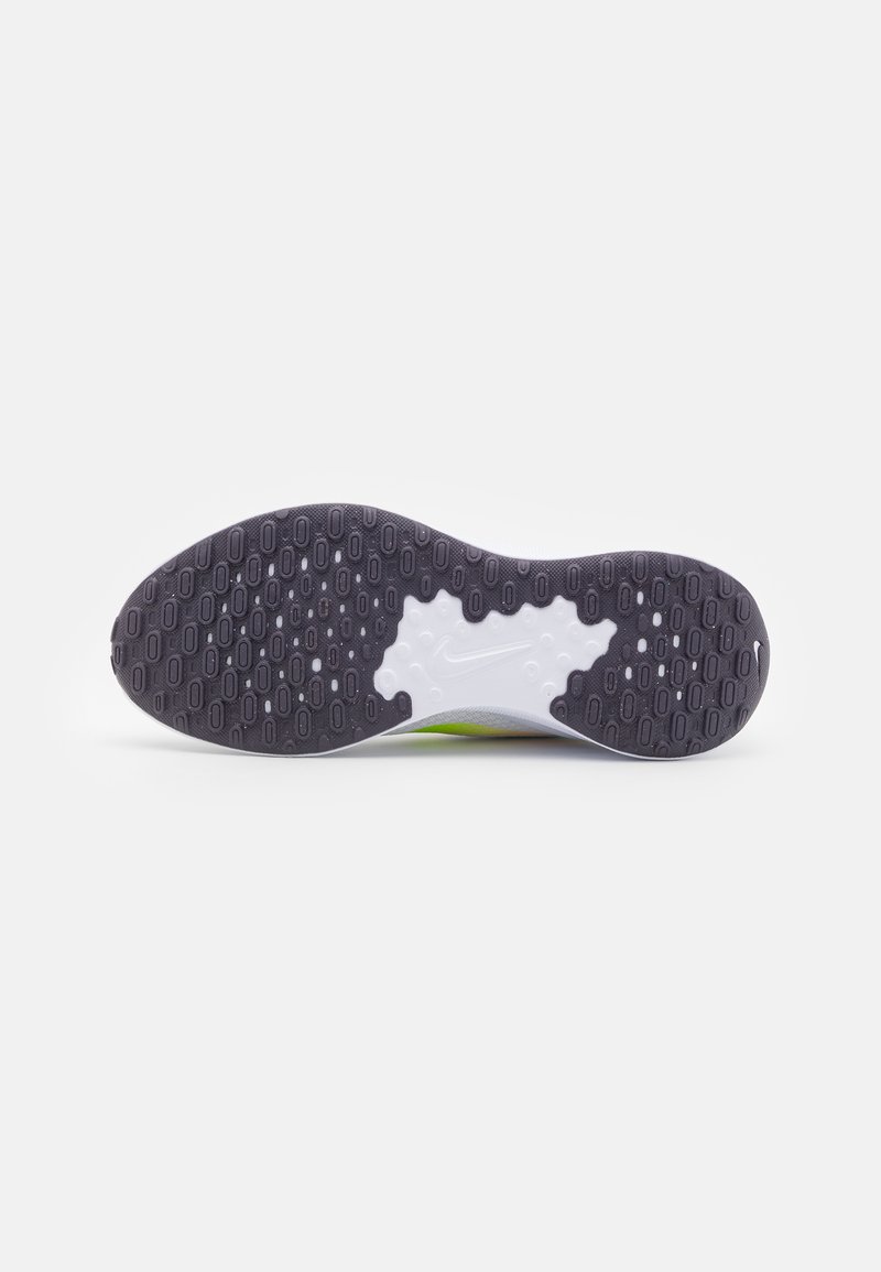 Nike Performance Nike Performance REVOLUTION 7 - Neutral running shoes Wochenangebot