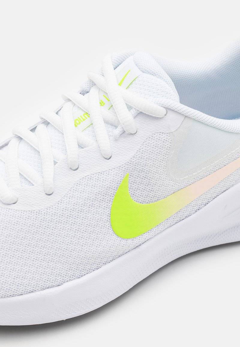 Nike Performance Nike Performance REVOLUTION 7 - Neutral running shoes Wochenangebot