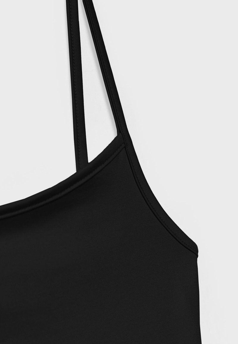 Stradivarius Stradivarius 2-PACK OF STRAPPY CROP - Top - black Online