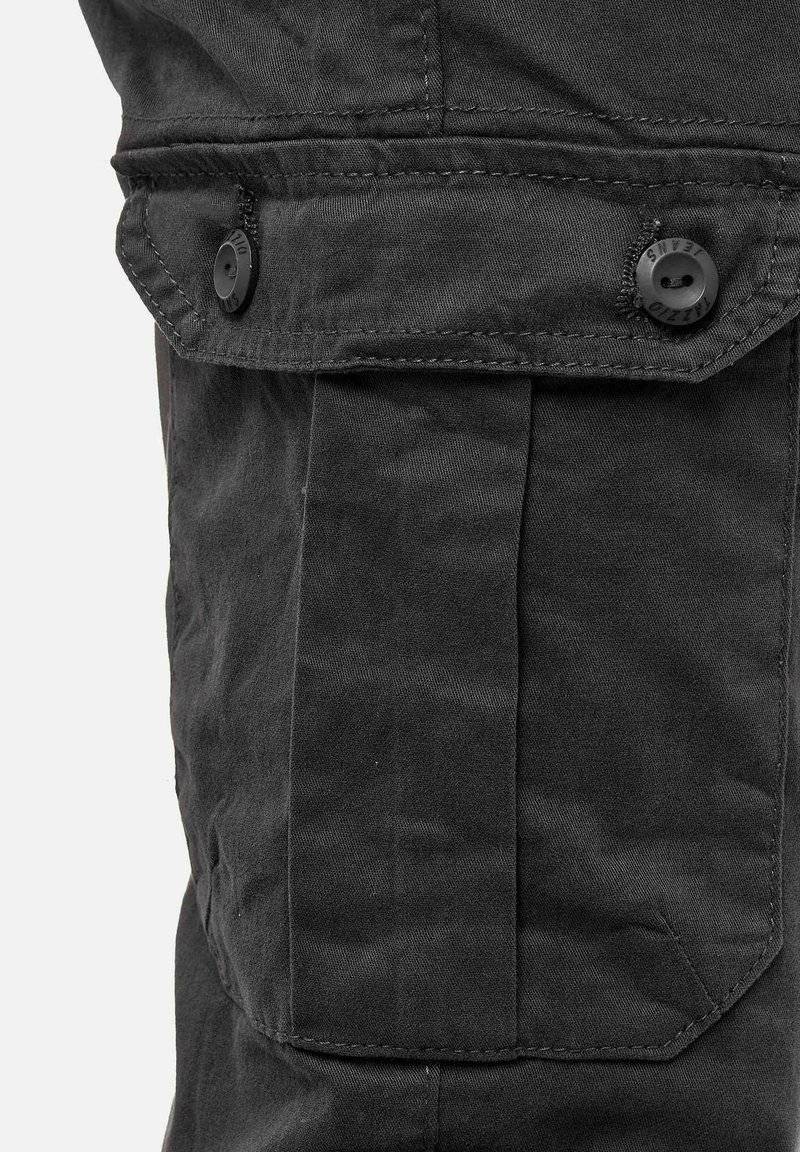 Tazzio Tazzio Cargo trousers - anthrazit Verkauf