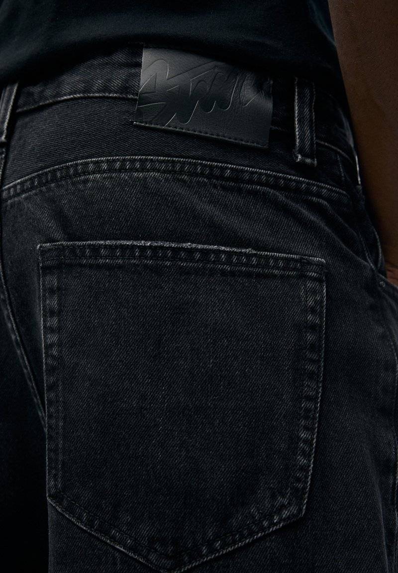 PULL&BEAR PULL&BEAR LOOSE-BAGGY - Relaxed fit jeans - black Kostenloser Versand
