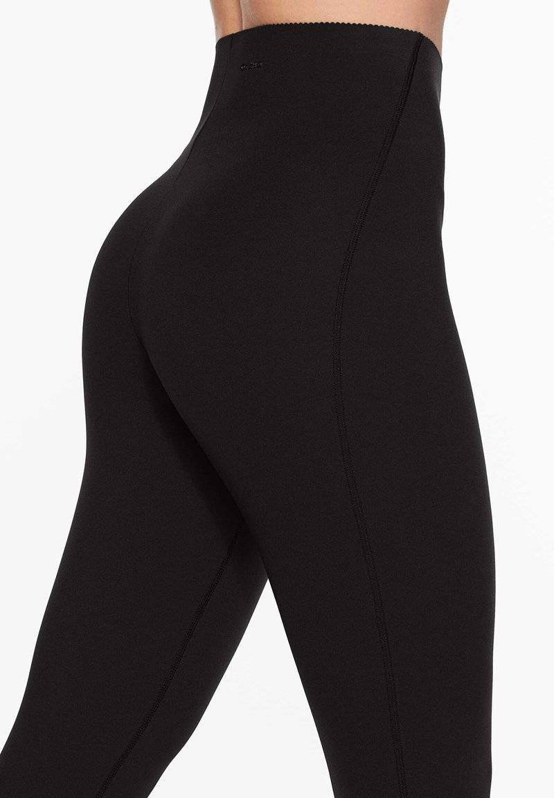 OYSHO OYSHO COMPRESSIVE WAIST CONTROL ANKLE-LENGTH - Leggings - black Zeitlich begrenztes Angebot