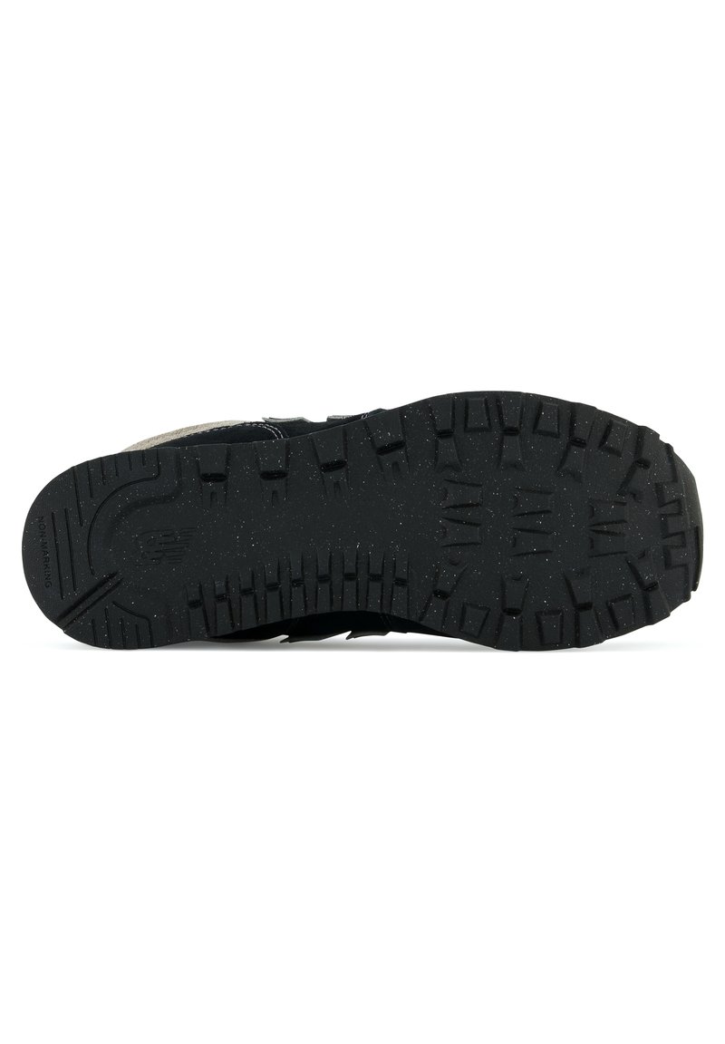 New Balance New Balance 574 UNISEX - Trainers - black white Nur noch ein Tag übrig