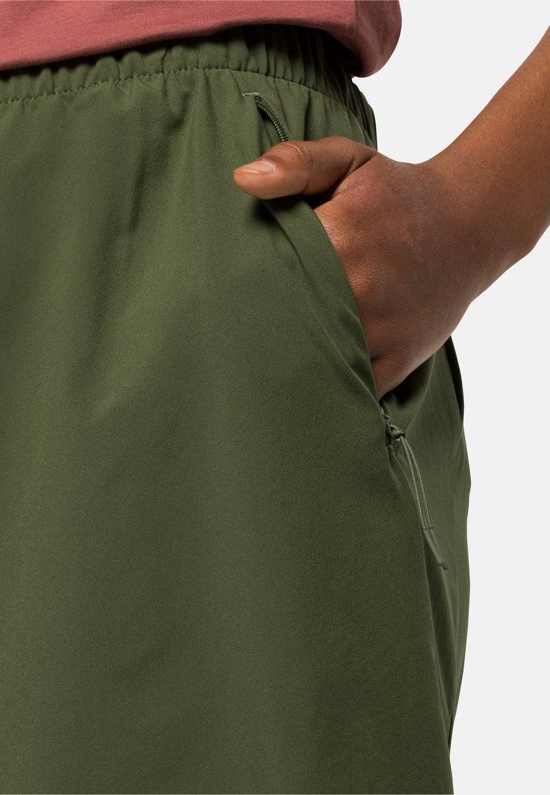 Jack Wolfskin Jack Wolfskin SONORA - Sports skirt - greenwood Fabrikpreis