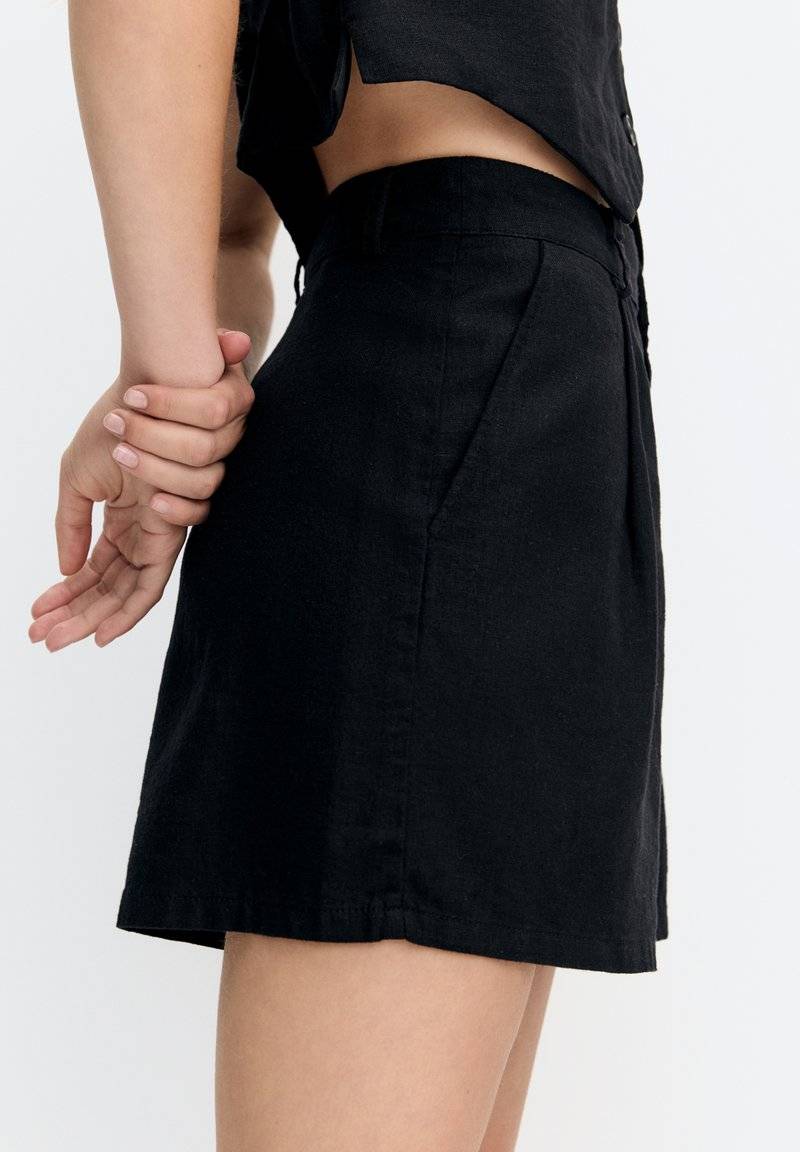 PULL&BEAR PULL&BEAR RUSTIC - BERMUDA - Shorts - black Saisonschlussverkauf