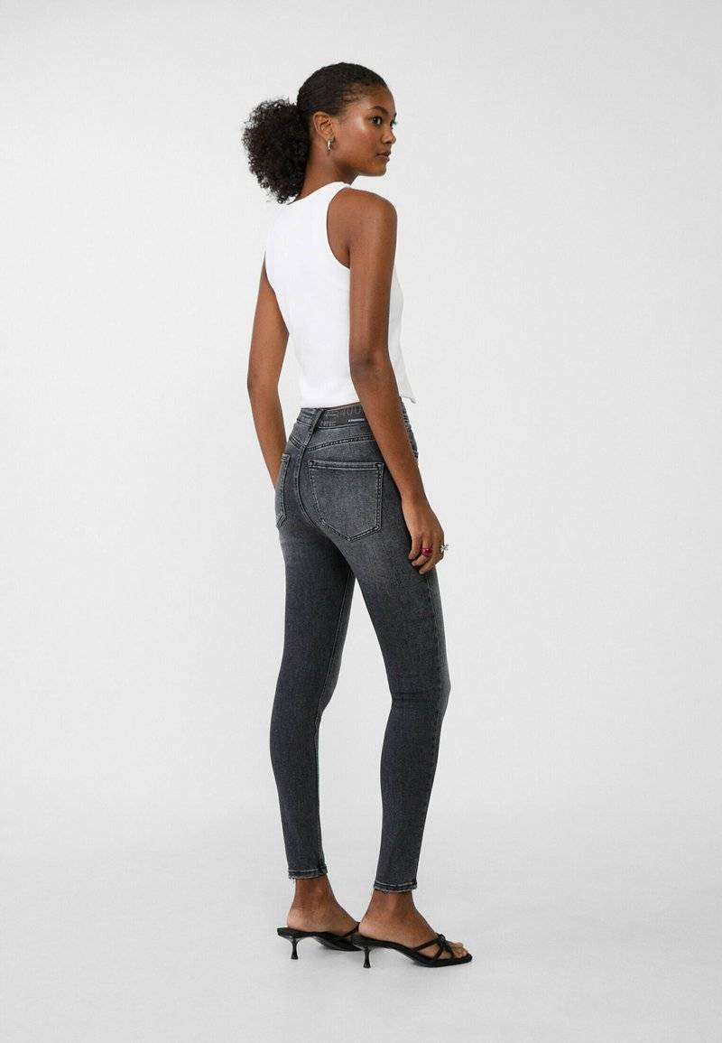 Stradivarius Stradivarius Jeans Skinny Fit - black denim Cyber Monday