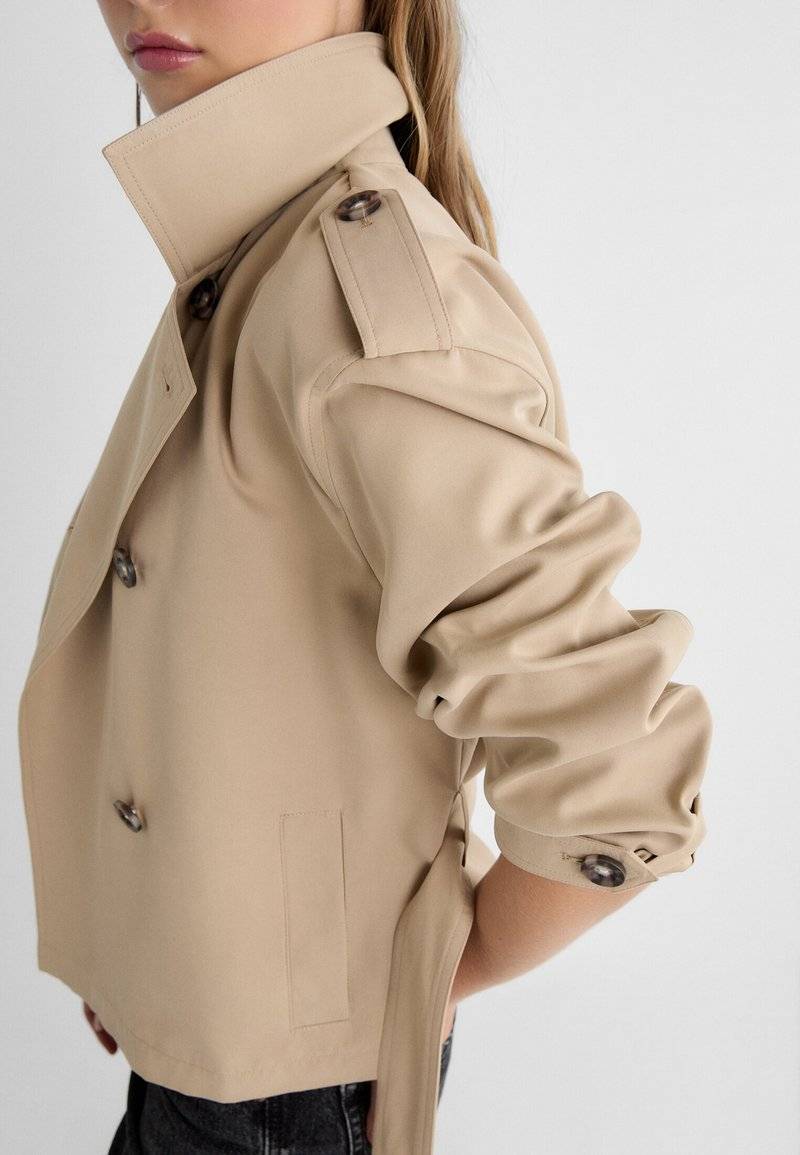 Stradivarius Stradivarius WITH BELT - Summer jacket - beige Top Angebot