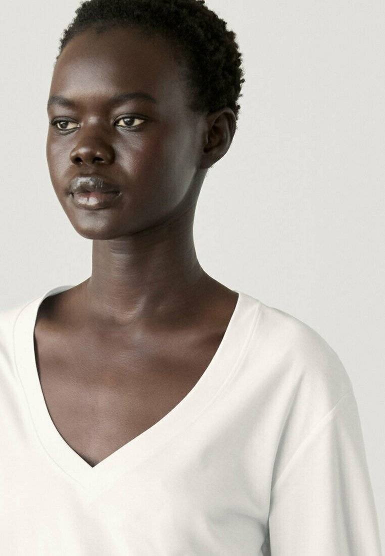 Massimo Dutti Massimo Dutti V-NECK - Basic T-shirt - white Räumungsverkauf