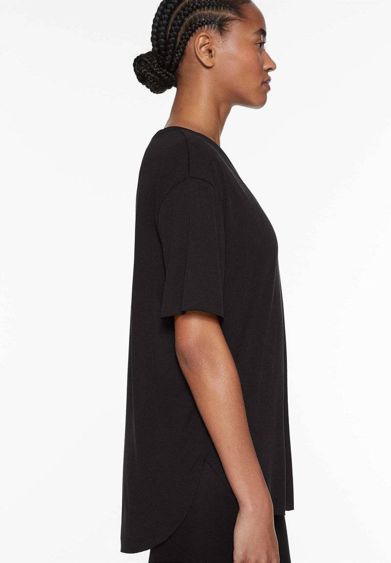 OYSHO OYSHO MODAL - Basic T-shirt - black Sonderangebote