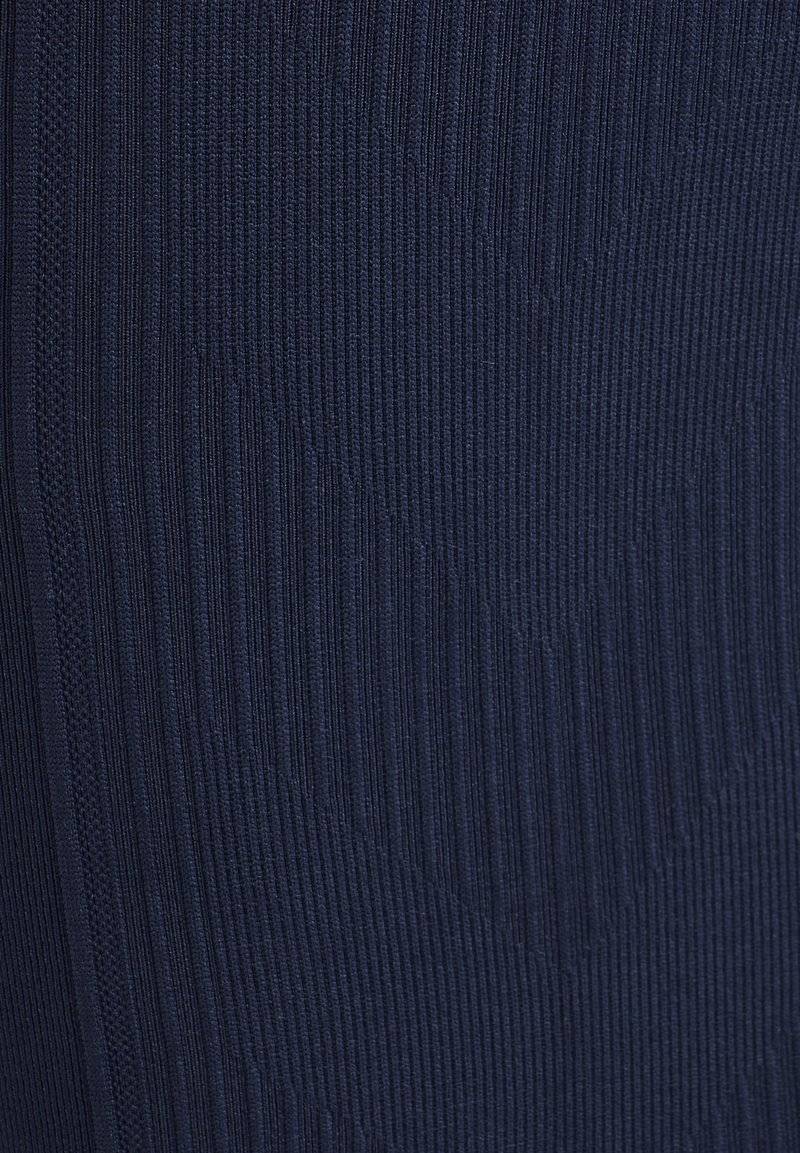 Hummel Hummel SEAMLESS - Shorts - black iris Clearance-Verkauf