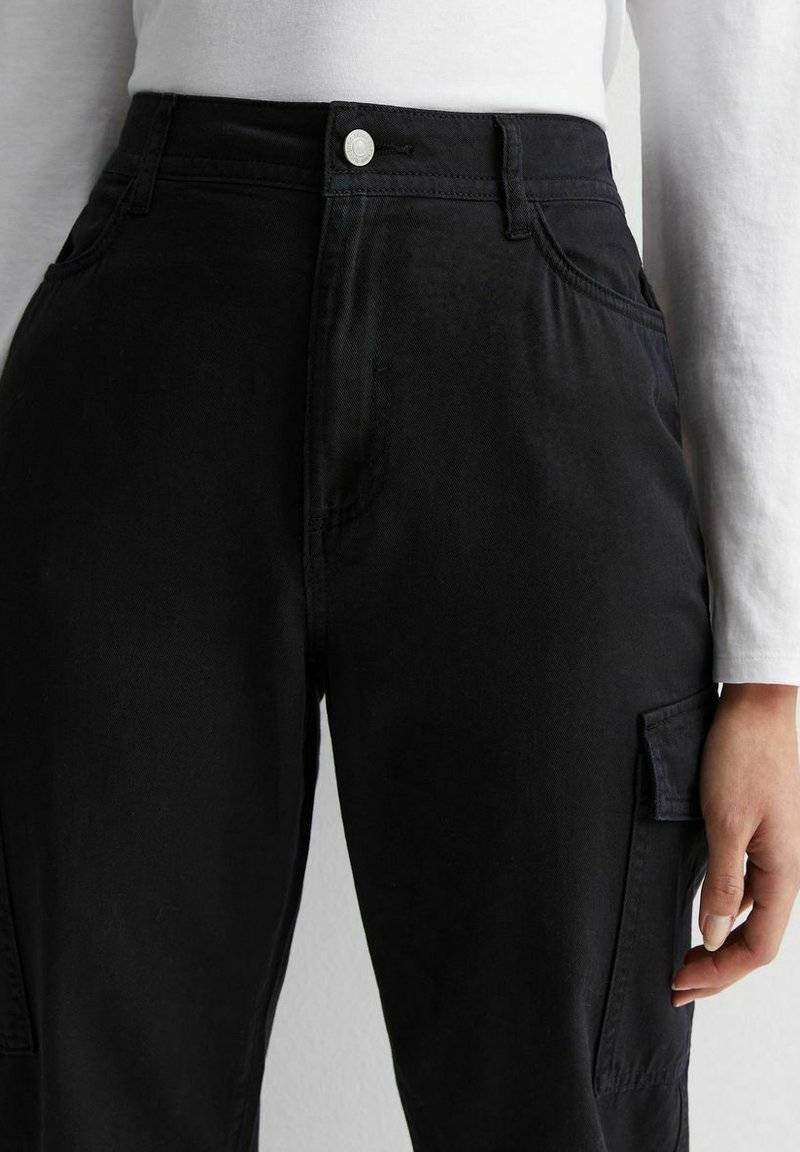 New Look New Look Cuffed Cargo - Chinos - black 50% Rabatt für begrenzte Zeit