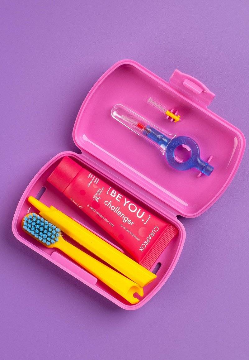 Curaprox Curaprox TRAVEL SET - Bath and body set - pink Online Outlet