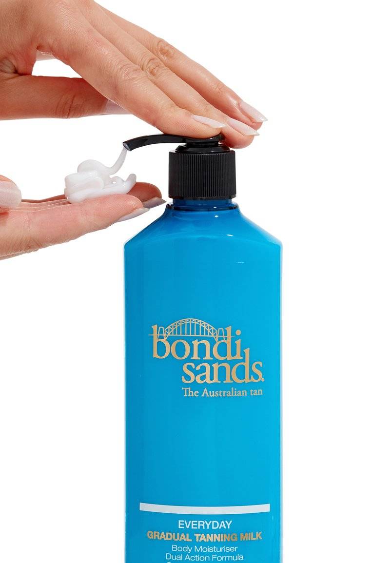 Bondi Sands Bondi Sands BONDI SANDS EVERYDAY GRADUAL TANNING MILK - Self tan - white Begrenzte Freigabe