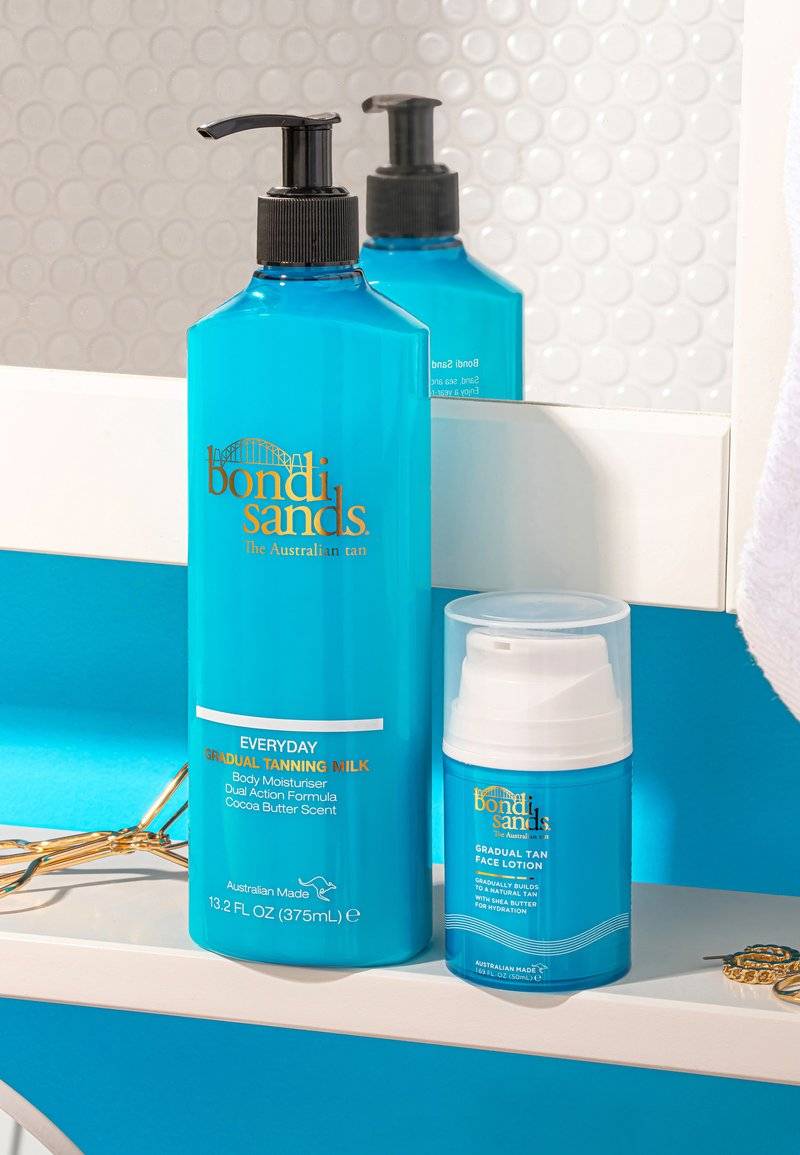 Bondi Sands Bondi Sands BONDI SANDS EVERYDAY GRADUAL TANNING MILK - Self tan - white Begrenzte Freigabe